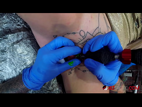 ❤️ Extremely tattooed hottie Sully Savage has a tattoo on her clitoris ❤️ Porno fb at en-gb.sexarxiv.ru ️❤