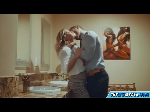 ❤️ When a busty blonde seduces you in a public toilet ❤️ Porno fb at en-gb.sexarxiv.ru ️❤